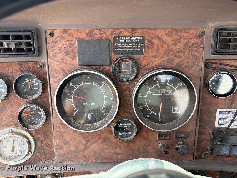 image for item FM7699 2003 Kenworth W900 ready mix truck