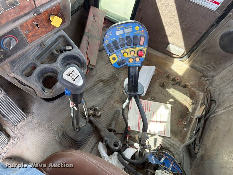 image for item FM7699 2003 Kenworth W900 ready mix truck