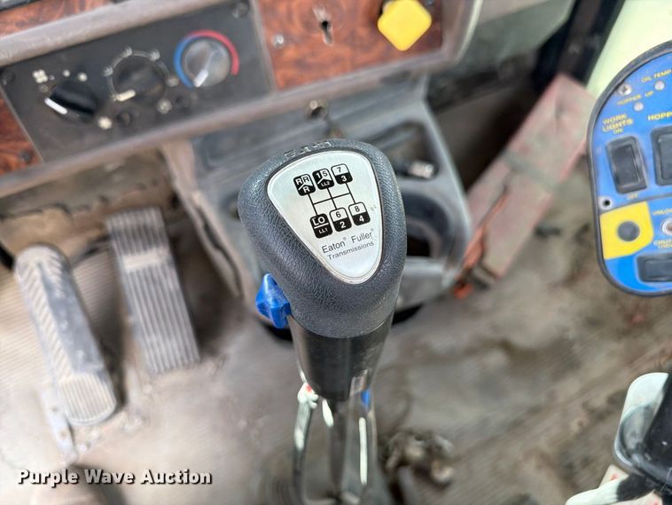 image for item FM7699 2003 Kenworth W900 ready mix truck