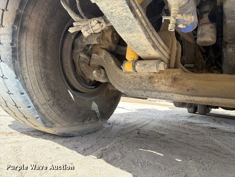 image for item FM7699 2003 Kenworth W900 ready mix truck