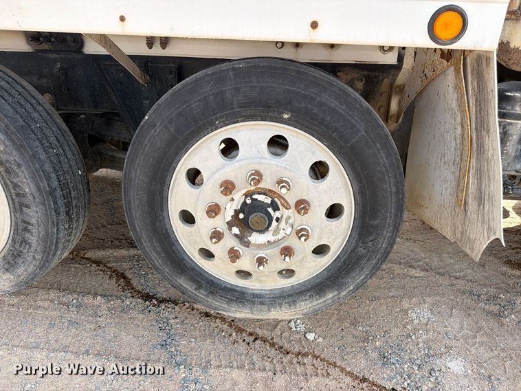 image for item FM7699 2003 Kenworth W900 ready mix truck