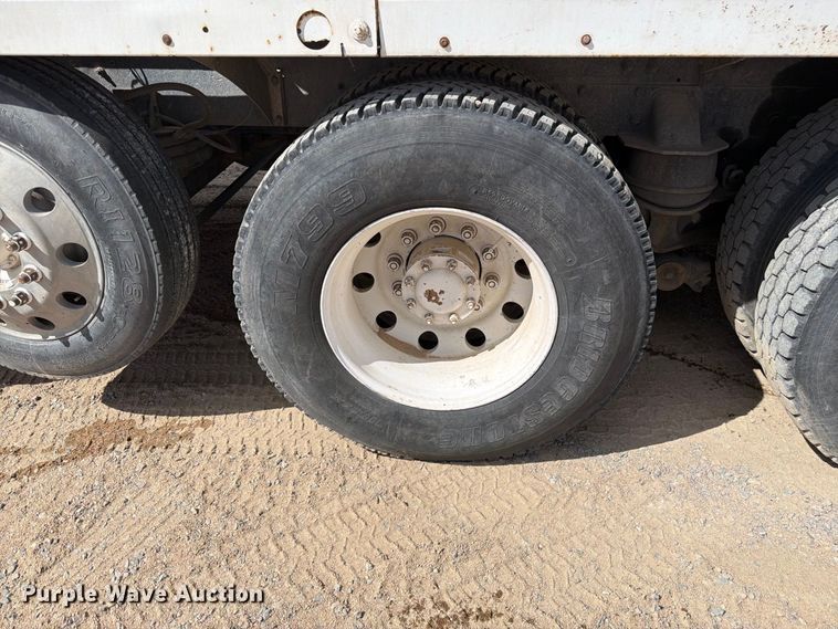 image for item FM7699 2003 Kenworth W900 ready mix truck