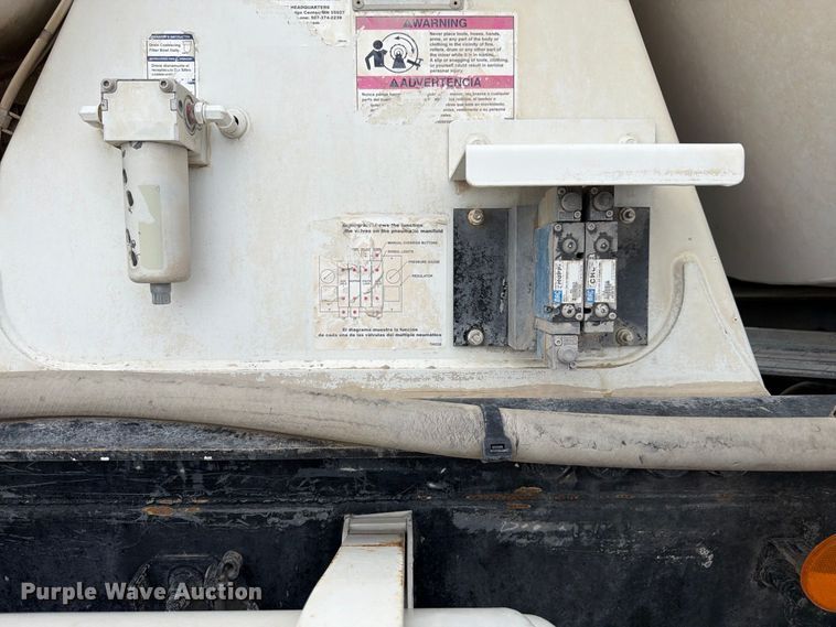 image for item FM7700 2016 Kenworth W9 Series ready mix truck