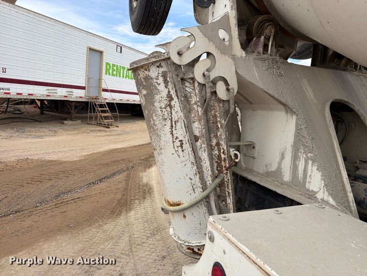 image for item FM7700 2016 Kenworth W9 Series ready mix truck