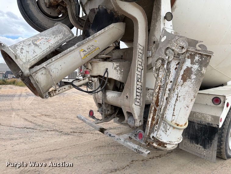 image for item FM7700 2016 Kenworth W9 Series ready mix truck