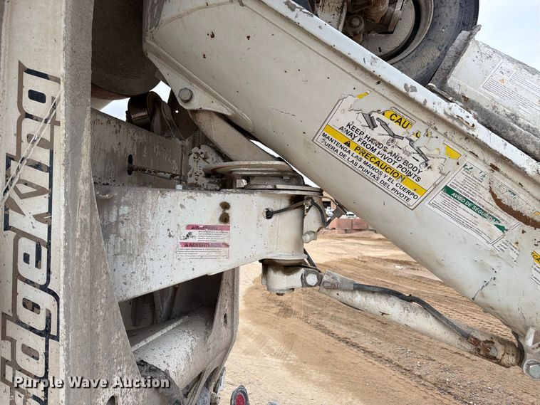 image for item FM7700 2016 Kenworth W9 Series ready mix truck
