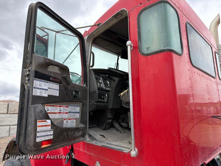 image for item FM7700 2016 Kenworth W9 Series ready mix truck