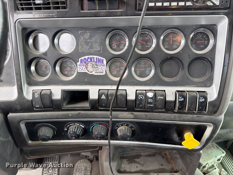 image for item FM7700 2016 Kenworth W9 Series ready mix truck