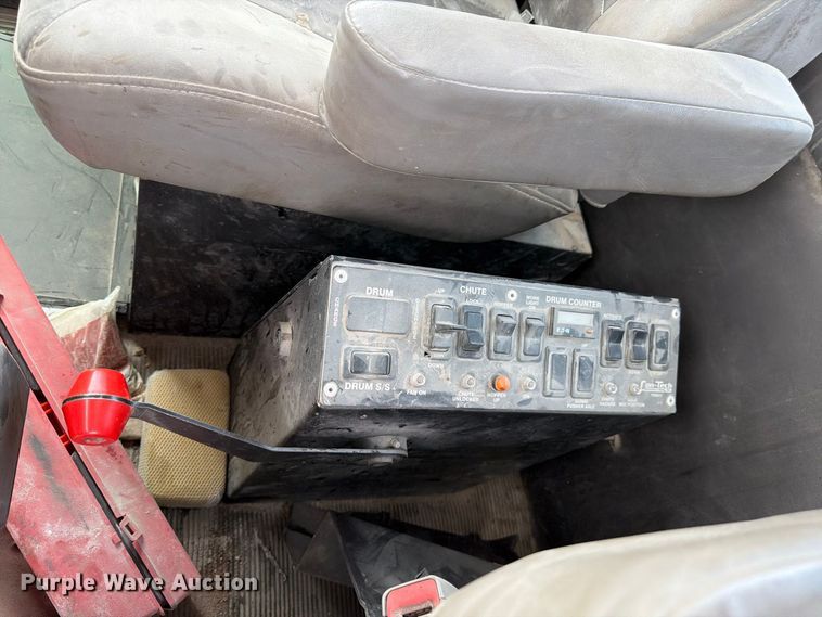 image for item FM7700 2016 Kenworth W9 Series ready mix truck