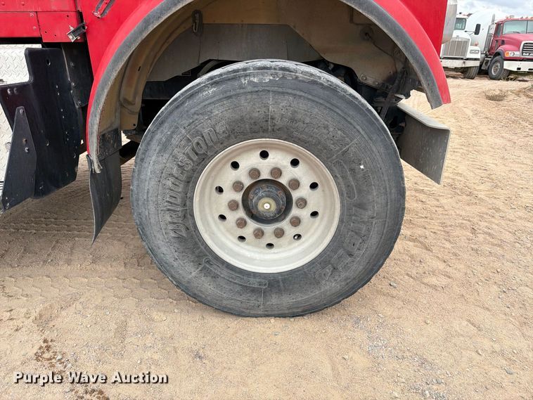 image for item FM7700 2016 Kenworth W9 Series ready mix truck