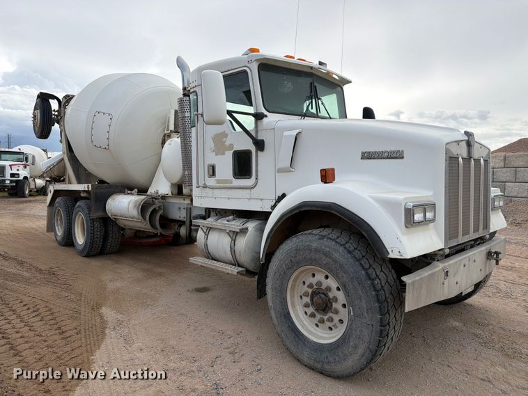 image for item FM7702 1998 Kenworth W900 ready mix truck