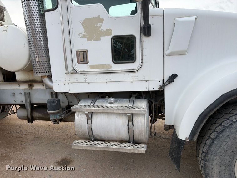 image for item FM7702 1998 Kenworth W900 ready mix truck