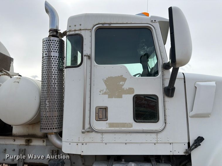 image for item FM7702 1998 Kenworth W900 ready mix truck