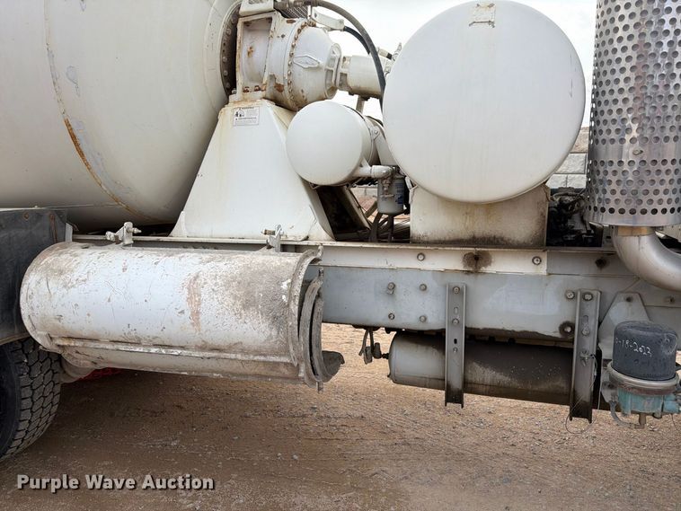 image for item FM7702 1998 Kenworth W900 ready mix truck