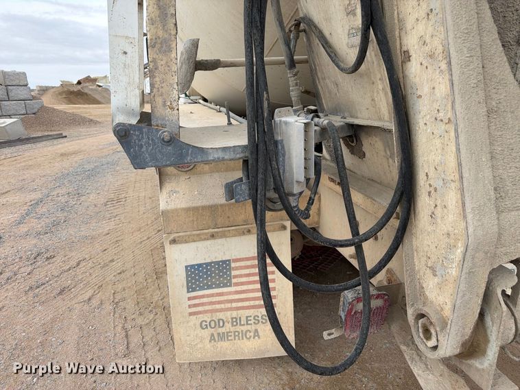 image for item FM7702 1998 Kenworth W900 ready mix truck