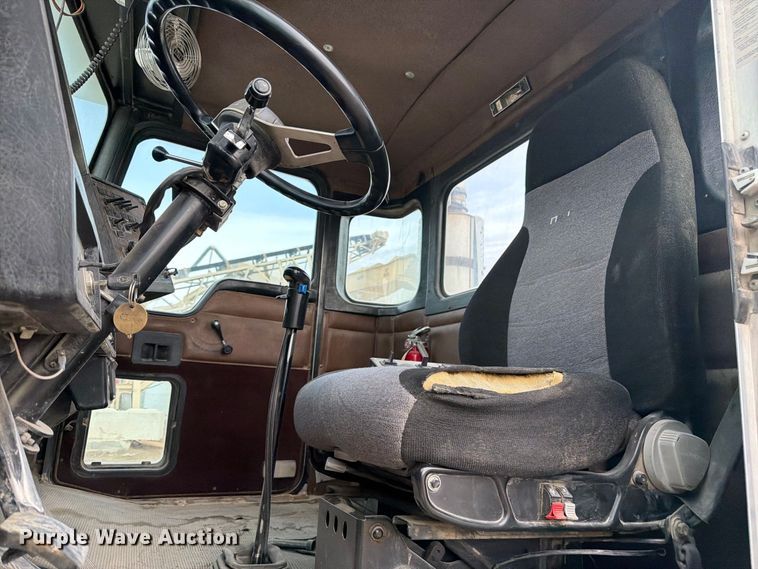 image for item FM7702 1998 Kenworth W900 ready mix truck
