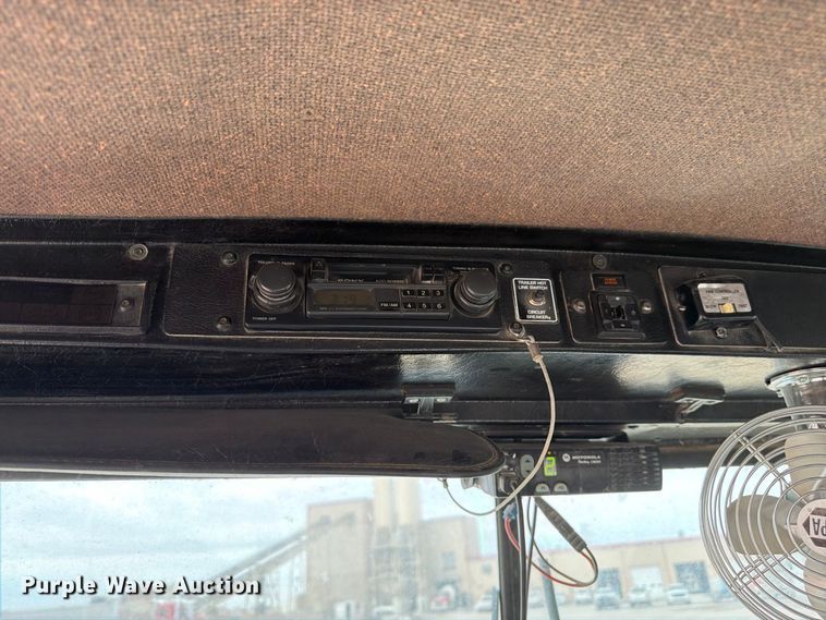 image for item FM7702 1998 Kenworth W900 ready mix truck