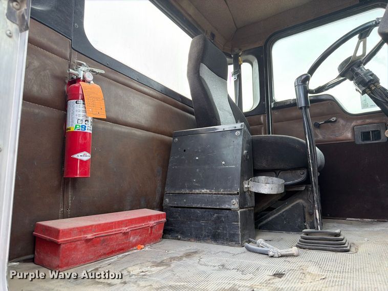 image for item FM7702 1998 Kenworth W900 ready mix truck