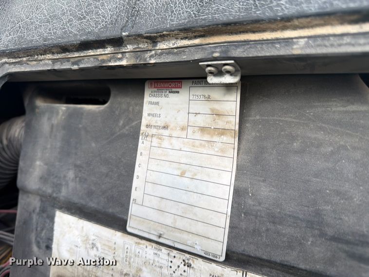 image for item FM7702 1998 Kenworth W900 ready mix truck