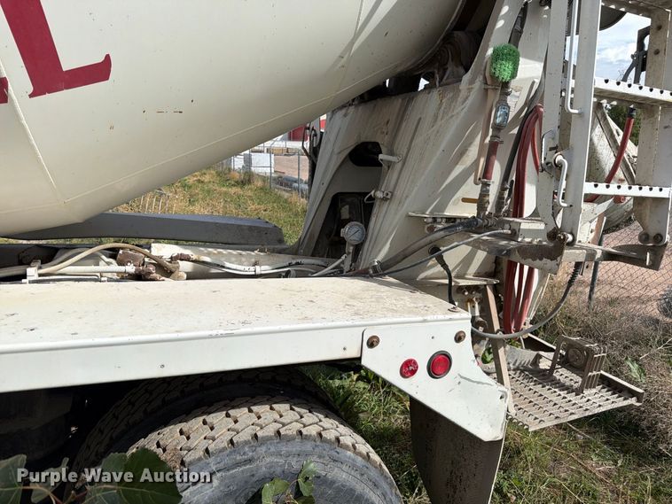image for item FM7703 2007 Kenworth W900 ready mix truck
