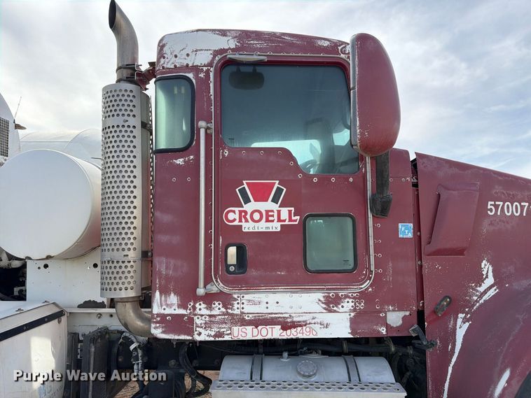 image for item FM7703 2007 Kenworth W900 ready mix truck