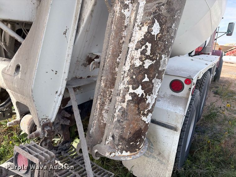 image for item FM7703 2007 Kenworth W900 ready mix truck