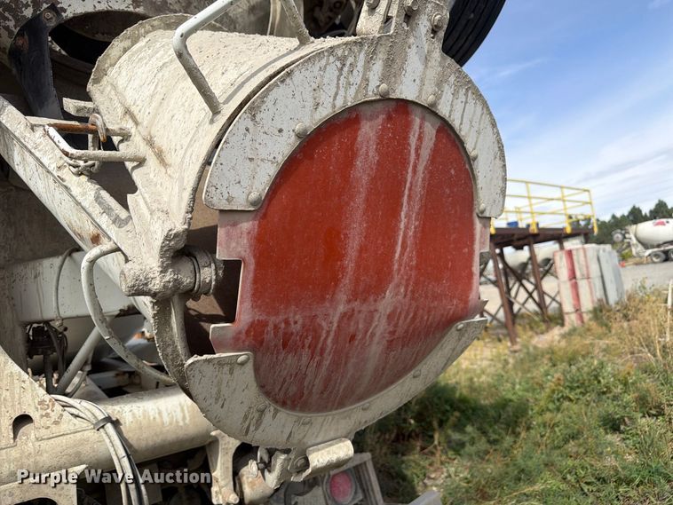 image for item FM7703 2007 Kenworth W900 ready mix truck