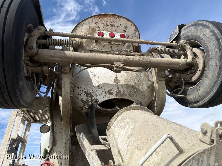 image for item FM7703 2007 Kenworth W900 ready mix truck