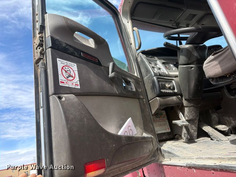 image for item FM7703 2007 Kenworth W900 ready mix truck