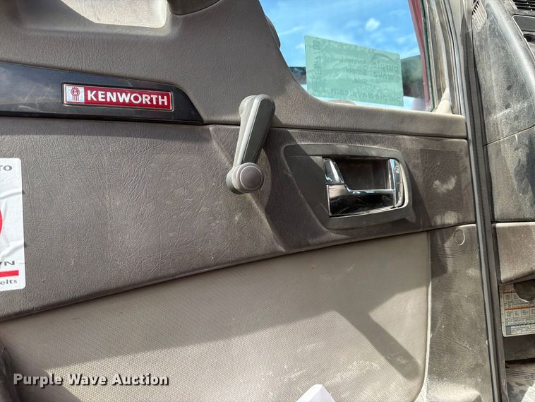 image for item FM7703 2007 Kenworth W900 ready mix truck