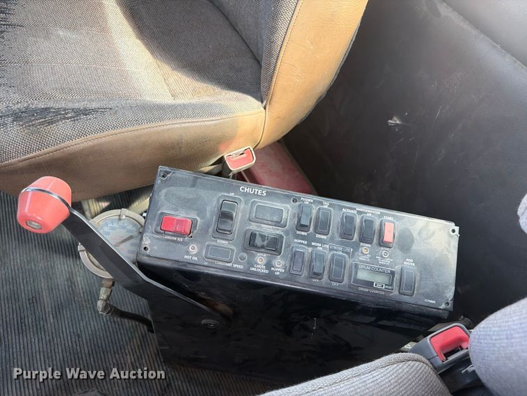 image for item FM7703 2007 Kenworth W900 ready mix truck
