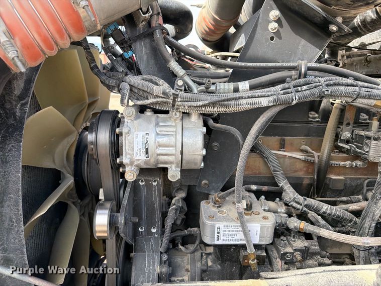 image for item FM7703 2007 Kenworth W900 ready mix truck