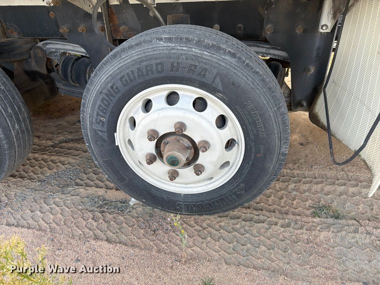 image for item FM7703 2007 Kenworth W900 ready mix truck