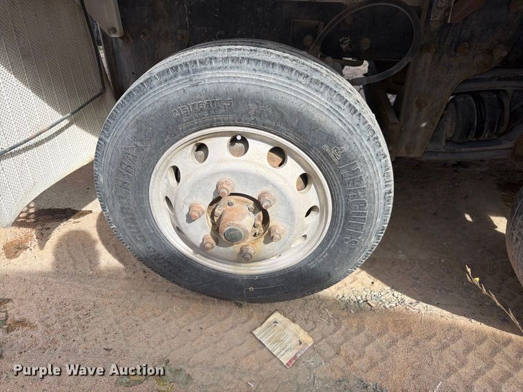 image for item FM7703 2007 Kenworth W900 ready mix truck