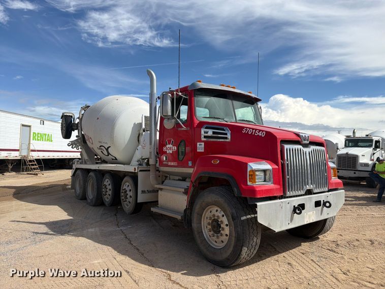 image for item FM7704 2015 Western Star 4700 