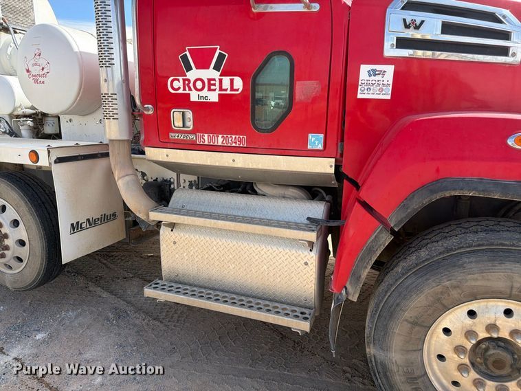 image for item FM7704 2015 Western Star 4700 