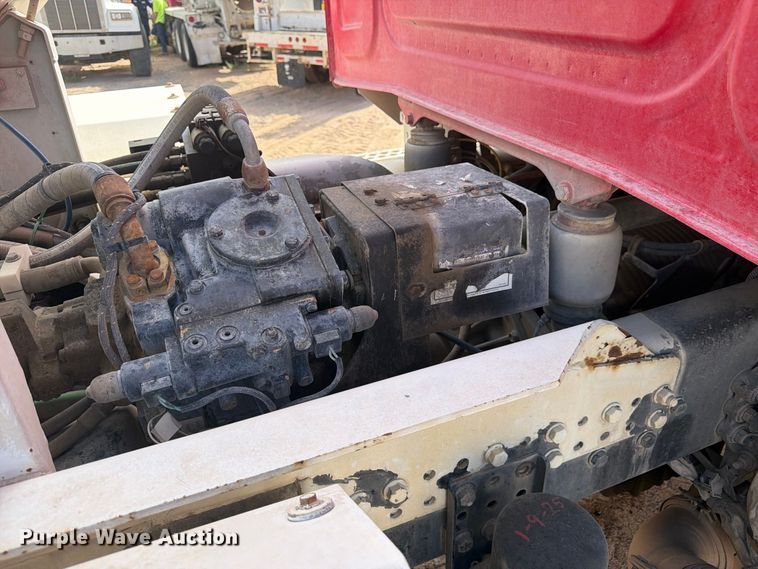 image for item FM7704 2015 Western Star 4700 
