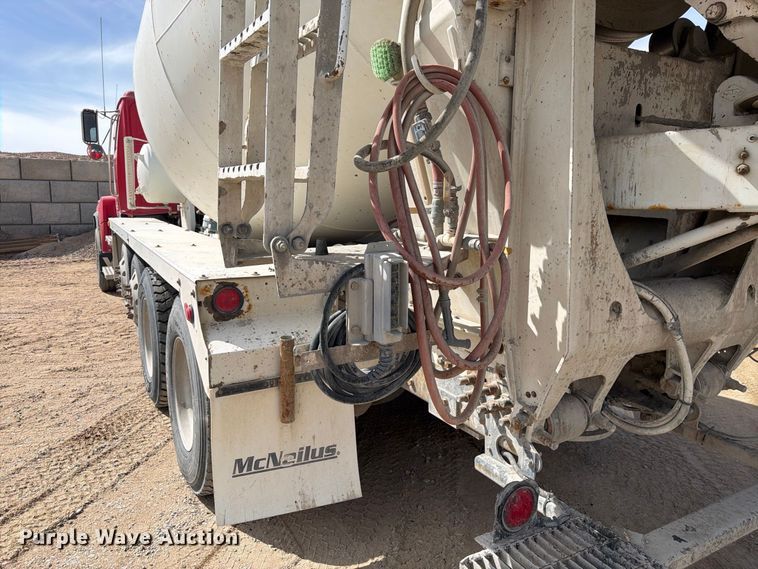 image for item FM7704 2015 Western Star 4700 