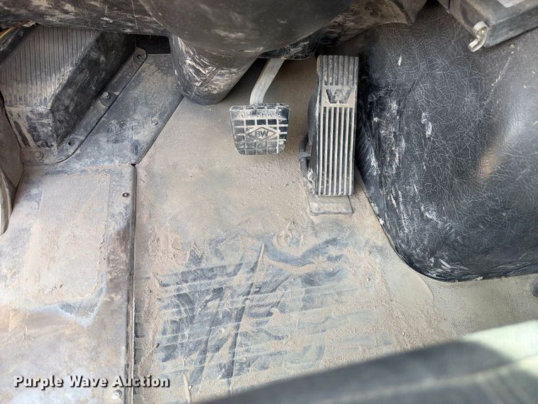 image for item FM7704 2015 Western Star 4700 