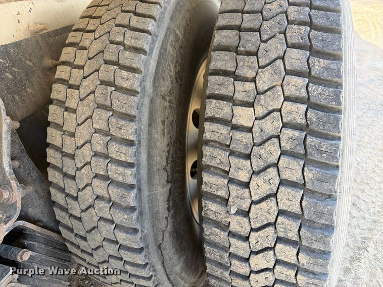 image for item FM7704 2015 Western Star 4700 