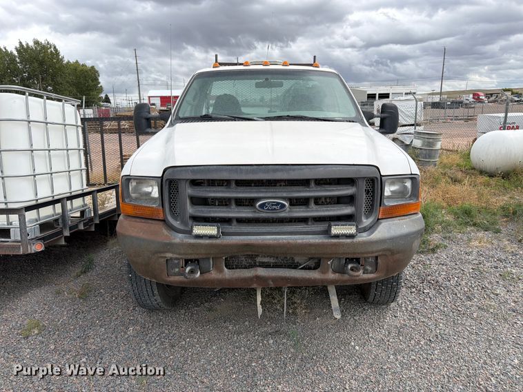 image for item FM7705 2000 Ford F450 Super Duty utility / service truck