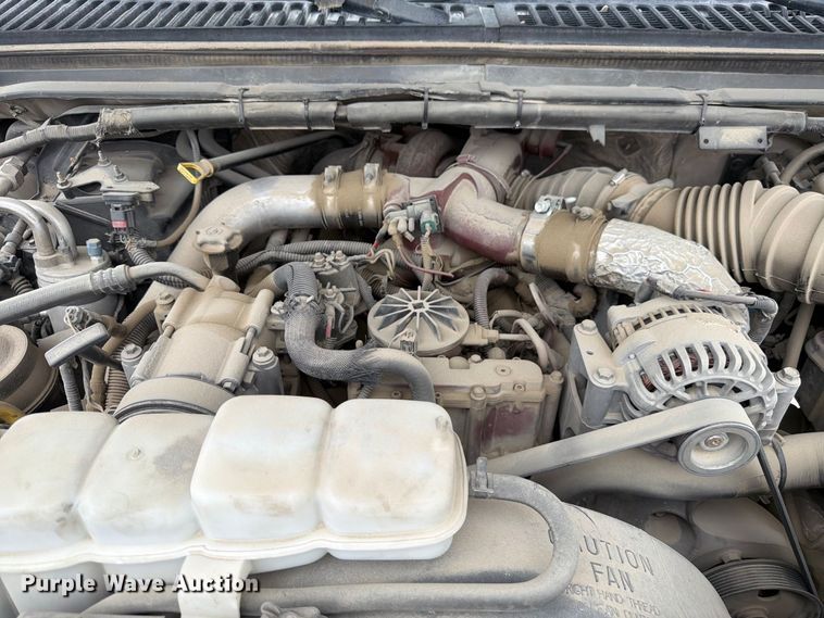 image for item FM7705 2000 Ford F450 Super Duty utility / service truck