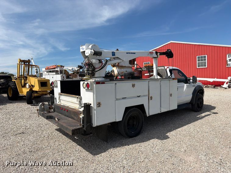 image for item FN2608 2006 Ford F550 Super Duty utility / service truck