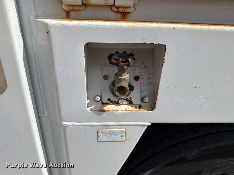 image for item FN2608 2006 Ford F550 Super Duty utility / service truck