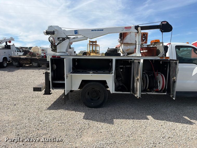 image for item FN2608 2006 Ford F550 Super Duty utility / service truck