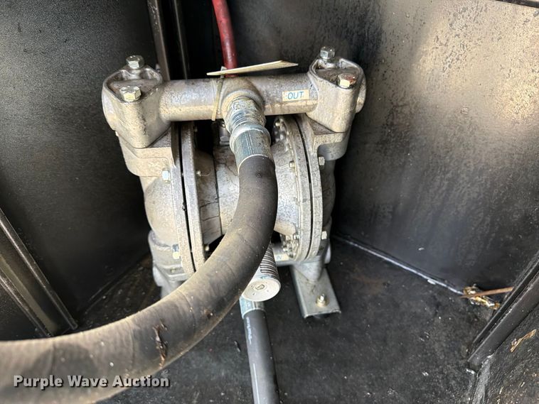 image for item FN2608 2006 Ford F550 Super Duty utility / service truck