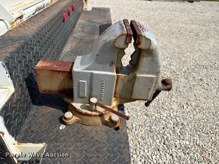 image for item FN2608 2006 Ford F550 Super Duty utility / service truck