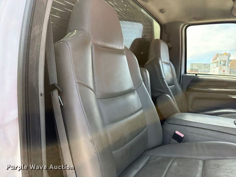 image for item FN2608 2006 Ford F550 Super Duty utility / service truck