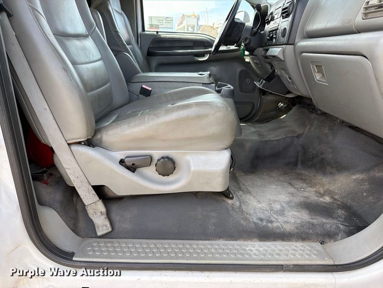 image for item FN2608 2006 Ford F550 Super Duty utility / service truck