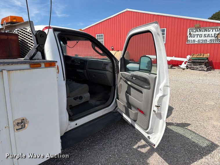 image for item FN2608 2006 Ford F550 Super Duty utility / service truck